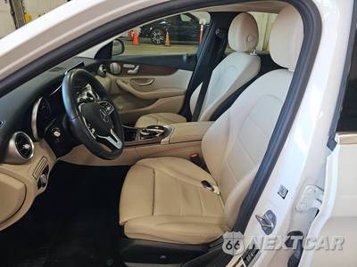 2019 Mercedes-Benz C 300 4MATIC Sedan - zdjęcie 7 z 31 - miniatura