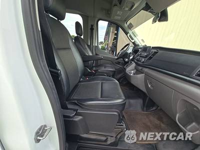 2024 Ford Transit Passenger Wagon XL Medium Roof 148.0" WB - zdjęcie 8 z 23 - miniatura