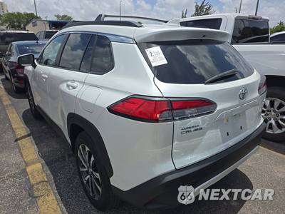 2024 Toyota Corolla Cross XLE - zdjęcie 6 z 18 - miniatura