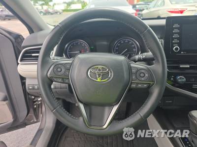 2023 Toyota Camry SE - zdjęcie 10 z 18 - miniatura