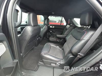 2023 Ford Explorer ST - zdjęcie 13 z 23 - miniatura
