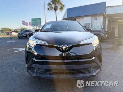 2019 Toyota C-HR XLE - zdjęcie 2 z 12 - miniatura