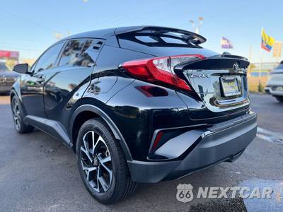 2019 Toyota C-HR XLE - zdjęcie 9 z 12 - miniatura