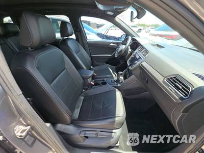 2019 Volkswagen Tiguan SEL Jet Black R-Line - zdjęcie 14 z 34 - miniatura