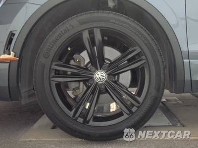 2019 Volkswagen Tiguan SEL Jet Black R-Line - zdjęcie 9 z 34 - miniatura