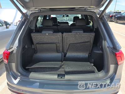 2019 Volkswagen Tiguan SEL Jet Black R-Line - zdjęcie 24 z 34 - miniatura