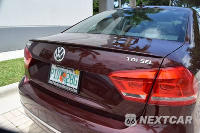 2013 Volkswagen Passat TDI SEL Premium - zdjęcie 20 z 133 - miniatura