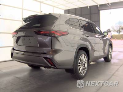 2026 Toyota Highlander Limited - zdjęcie 4 z 19 - miniatura
