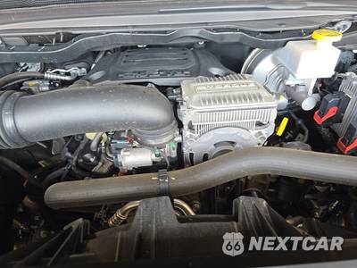 2022 Ram 1500 Laramie Crew Cab Medium Bed - zdjęcie 15 z 38 - miniatura