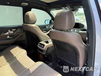 2025 Mercedes-Benz AMG GLS 63 4MATIC+ - zdjęcie 47 z 62 - miniatura