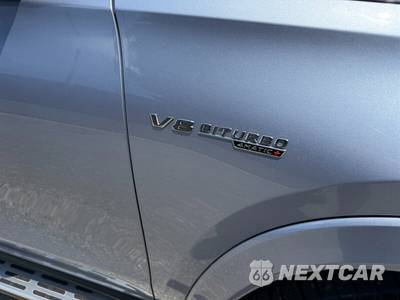 2025 Mercedes-Benz AMG GLS 63 4MATIC+ - zdjęcie 17 z 62 - miniatura