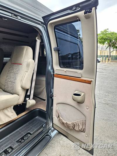 2003 Chevrolet Express 1500 Upfitter Van 135.0" WB - zdjęcie 20 z 46 - miniatura