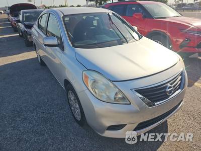 2013 Nissan Versa 1.6 SV - zdjęcie 3 z 17 - miniatura