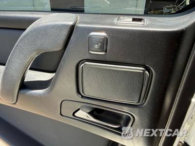 2016 Mercedes-Benz G 550 4MATIC - zdjęcie 24 z 45 - miniatura
