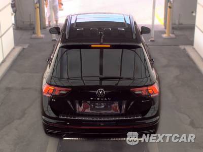 2022 Volkswagen Tiguan SE R-Line Black - zdjęcie 5 z 22 - miniatura