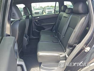 2022 Volkswagen Tiguan SE R-Line Black - zdjęcie 13 z 22 - miniatura