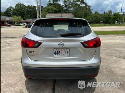 2018 Nissan Rogue Sport S - zdjęcie 6 z 17 - miniatura