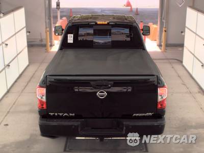 2018 Nissan TITAN PRO-4X Crew Cab Short Bed - zdjęcie 5 z 31 - miniatura