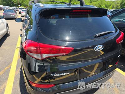 2017 Hyundai Tucson SE - zdjęcie 6 z 31 - miniatura