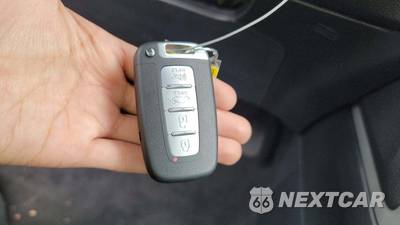 2022 Toyota Corolla Cross XLE - zdjęcie 20 z 39 - miniatura