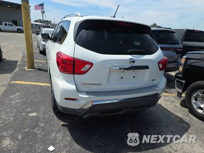 2017 Nissan Pathfinder S - zdjęcie 5 z 24 - miniatura