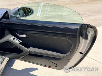 2022 Porsche 718 Spyder - zdjęcie 31 z 33 - miniatura