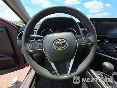 2022 Toyota Camry LE - zdjęcie 10 z 41 - miniatura