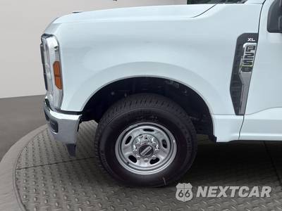 2025 Ford Super Duty F-250 XL Extended Cab Long Bed w/Rear Doors - zdjęcie 13 z 20 - miniatura