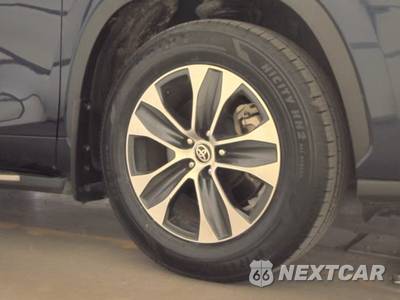 2023 Toyota Highlander XLE - zdjęcie 10 z 29 - miniatura