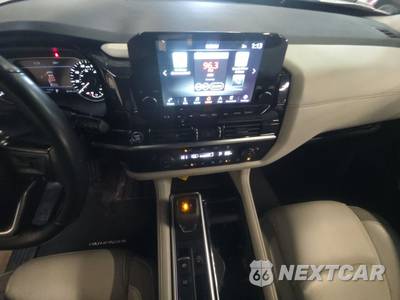 2024 Nissan Pathfinder SL - zdjęcie 17 z 26 - miniatura