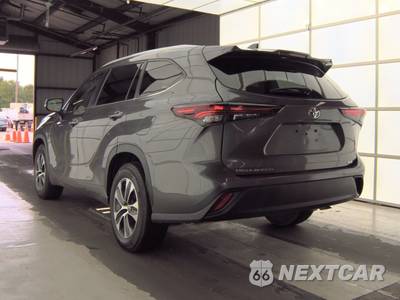 2024 Toyota Highlander XLE - zdjęcie 6 z 21 - miniatura