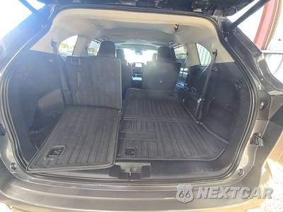 2024 Toyota Highlander XLE - zdjęcie 17 z 21 - miniatura