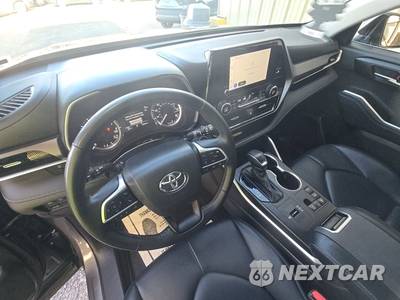 2024 Toyota Highlander XLE - zdjęcie 11 z 21 - miniatura