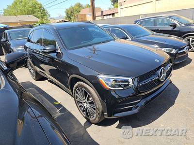 2020 Mercedes-Benz GLC 300 - zdjęcie 3 z 27 - miniatura