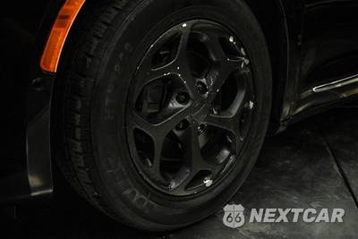 2022 Chrysler Pacifica Limited 121.6" WB - zdjęcie 3 z 30 - miniatura