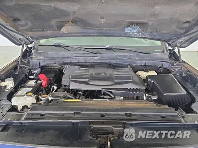 2022 Nissan TITAN SV Crew Cab Short Bed - zdjęcie 12 z 20 - miniatura
