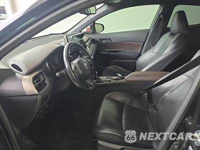 2019 Toyota C-HR Limited - zdjęcie 7 z 15 - miniatura