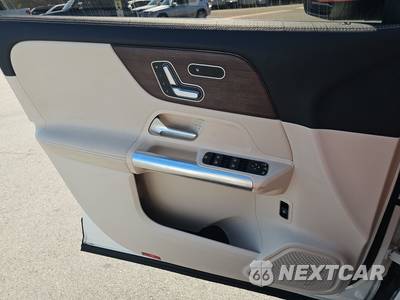 2021 Mercedes-Benz GLA 250 4MATIC - zdjęcie 9 z 19 - miniatura