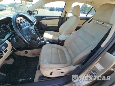 2013 Volkswagen Jetta TDI Sedan w/Premium - zdjęcie 7 z 24 - miniatura