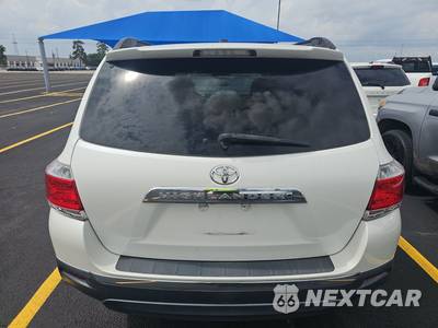 2011 Toyota Highlander SE - zdjęcie 5 z 24 - miniatura