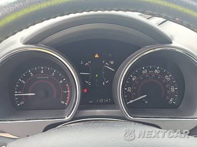 2011 Toyota Highlander SE - zdjęcie 12 z 24 - miniatura