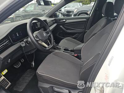 2025 Volkswagen Jetta Sport - zdjęcie 7 z 23 - miniatura
