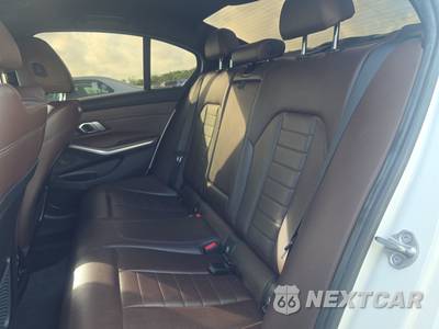 2019 BMW 3 Series Sedan 330i xDrive - zdjęcie 13 z 22 - miniatura