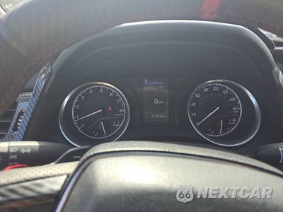 2018 Toyota Camry SE - zdjęcie 12 z 39 - miniatura
