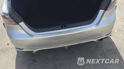 2018 Toyota Camry SE - zdjęcie 32 z 39 - miniatura