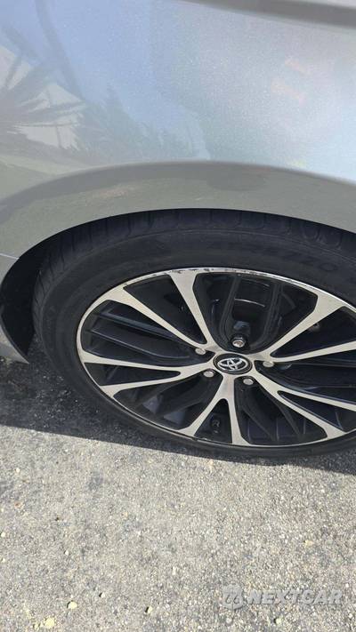 2018 Toyota Camry SE - zdjęcie 37 z 39 - miniatura