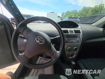 2012 Toyota Yaris Sedan - zdjęcie 11 z 17 - miniatura
