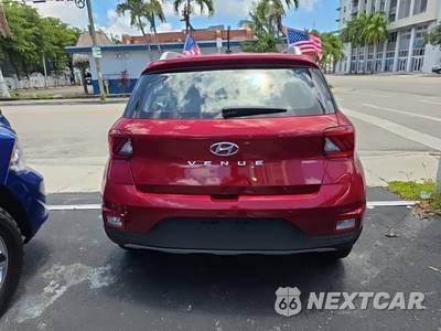 2024 Hyundai Venue Limited - zdjęcie 5 z 25 - miniatura
