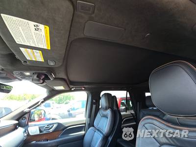 2024 Lincoln Navigator Black Label - zdjęcie 18 z 29 - miniatura