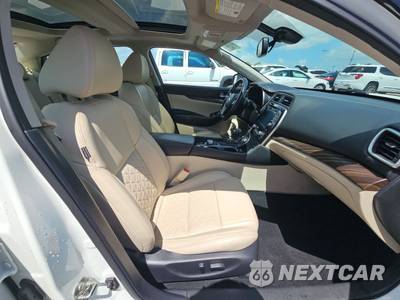 2017 Nissan Maxima Platinum - zdjęcie 8 z 26 - miniatura